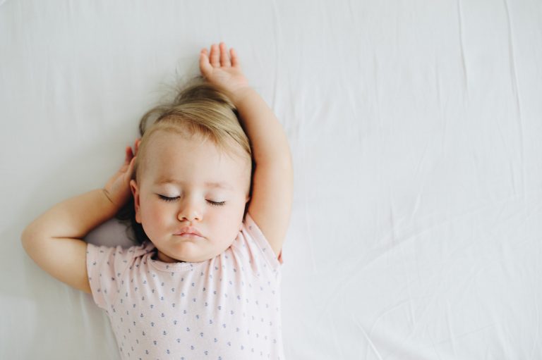 Bebeklere Uyku Eğitimi Nasıl Verilir?