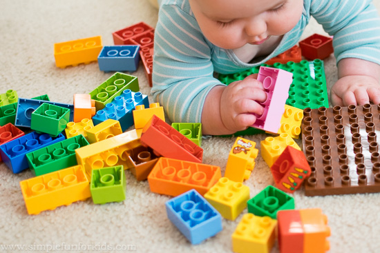 bebek, görsel gelişim, lego